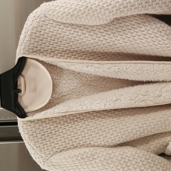 💕MOTHER💕 The Puffer Robe Sweater Jacket Textured Knit Sherpa Warm Bodies NWOT - Picture 13 of 16